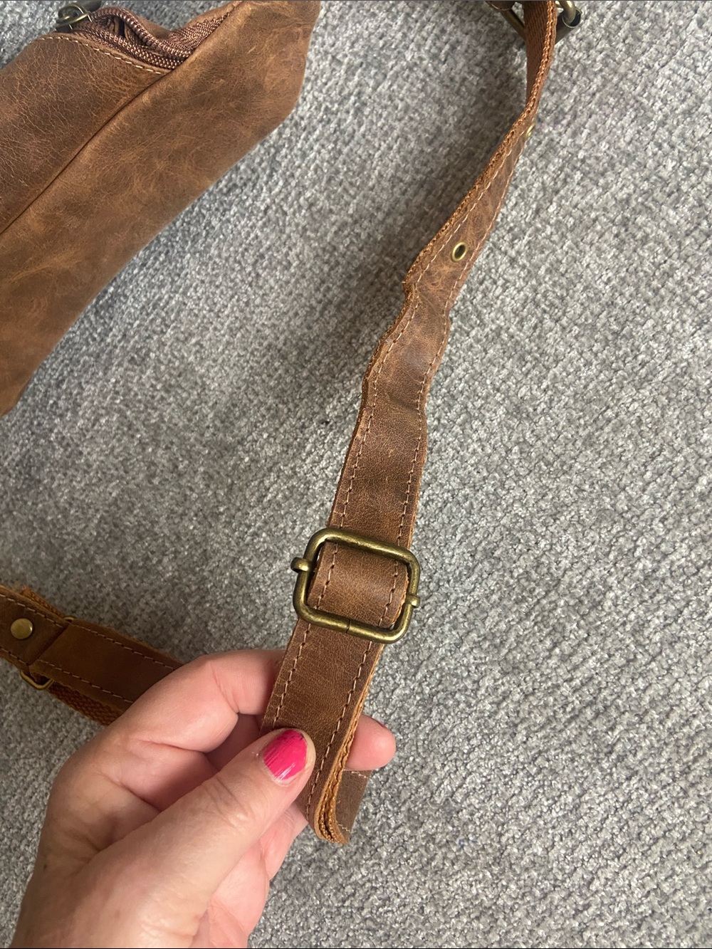 Brown Leather Waist Pack for Men or women - Picture 4 of 9